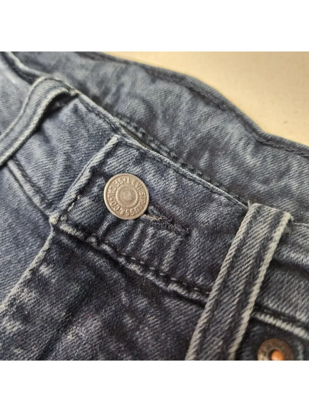 Levi's 514 Men's Mid Rise Straight Leg Dark Wash Blue Jeans Sz M 32/32